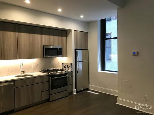 Rented by NY Living Solutions | media 36