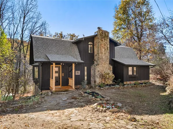 4367 County Road 705, Green Forest, AR 72638