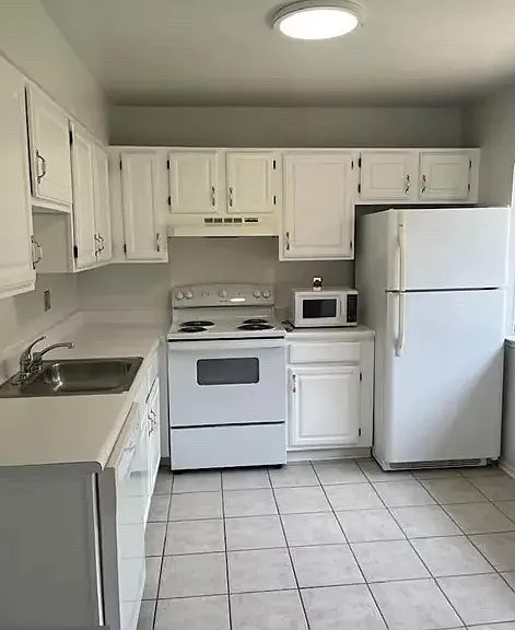 2507 Glengyle Dr #141 — Photo 7