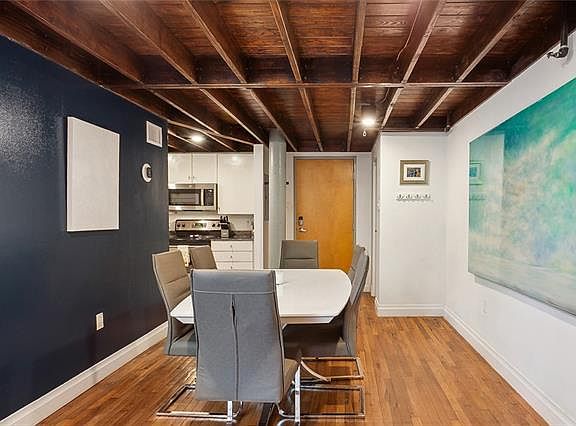 5th image of 920 Poeyfarre St APT 240