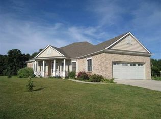 2446 S Bill Deller Rd, Angola, IN 46703