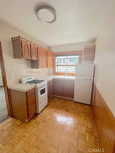 270 Cliff Dr #9 Photo 1
