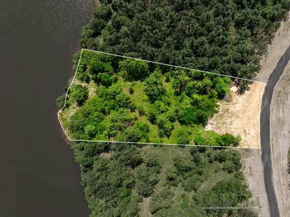 81 Red Wiggler Way, Lumberton, MS 39455