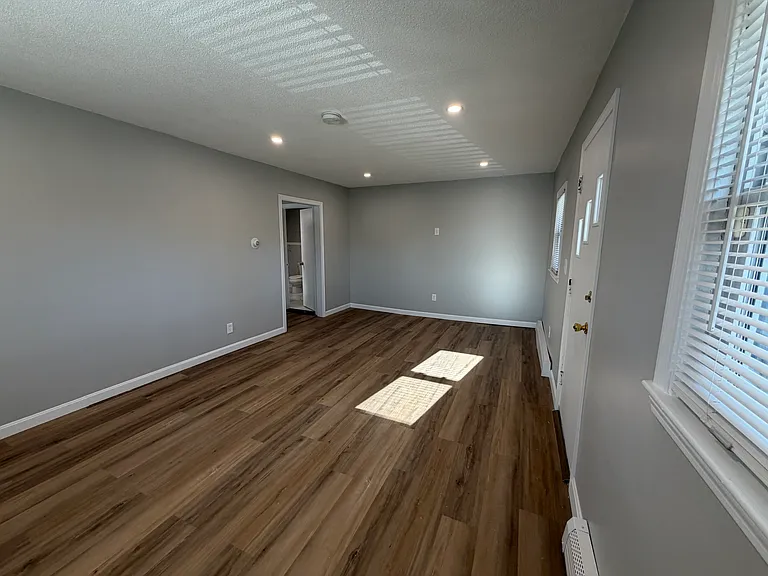 512 Merrimack Ave #512B — Photo 4