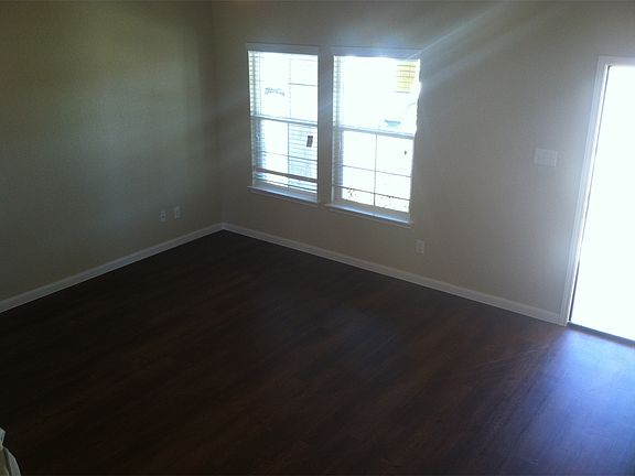 2nd image of 2414 Chad St