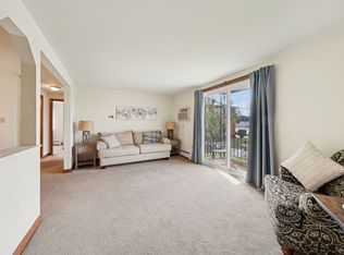 Royal York Gardens, Buffalo, NY 14224