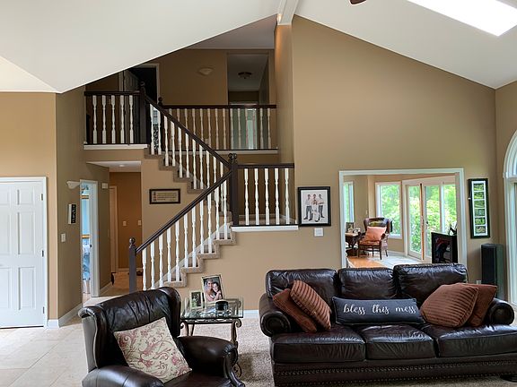 5th image of 1541 Murray Ct