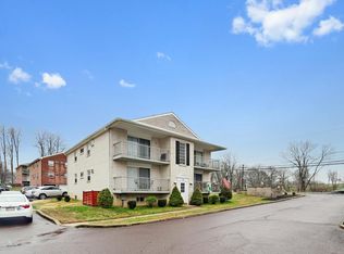 301 N State Hwy #9D, Springfield, PA 19064