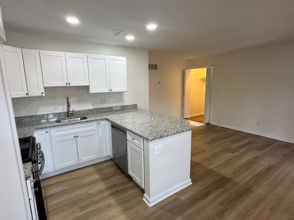 10 Cedar Ave APT E, Towson, MD 21286