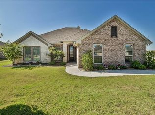 300 Oar Wood Dr, Granbury, TX 76049