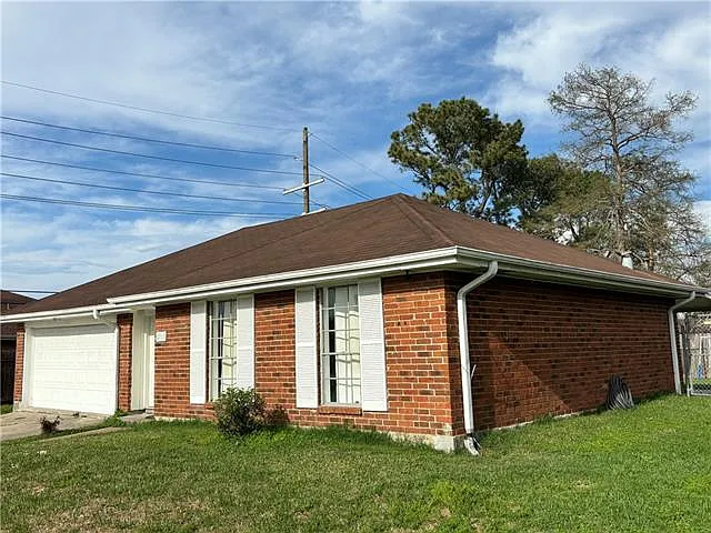 Building Photo - 2713 W Friendship Dr