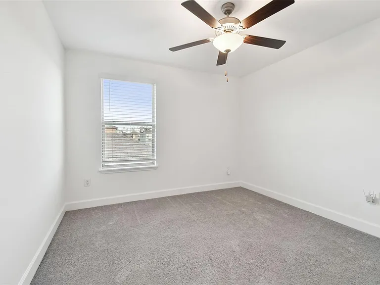 5507 Rainwood Meadows Dr — Photo 46