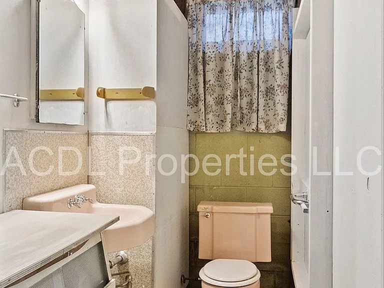 Bonus Half Bath in Basement