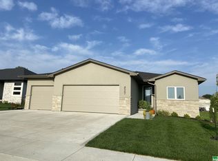 4567 Whitetail Ct, Sioux City, IA 51106