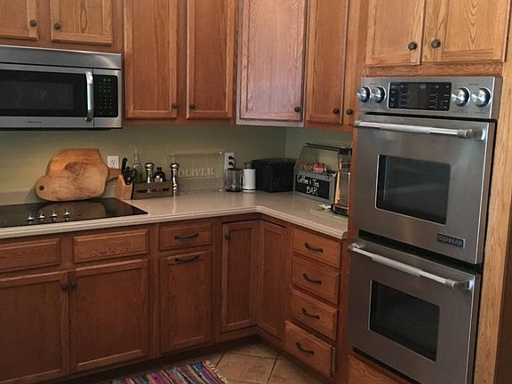 Gourmet Kitchen