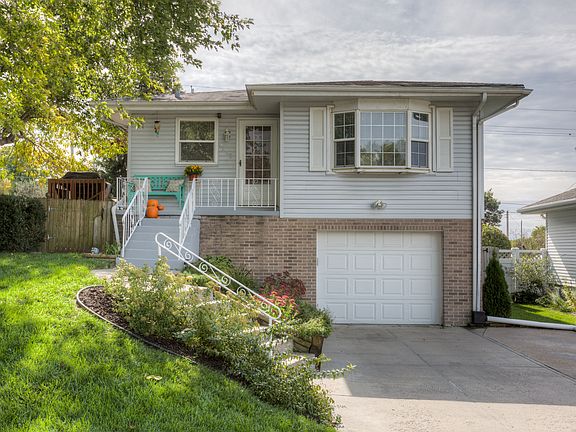 2nd image of 5255 Southern Manor Dr
