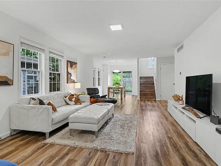 26 Morven Rd — Photo 5