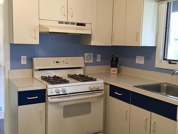 4th image of 114 Copperwood Dr