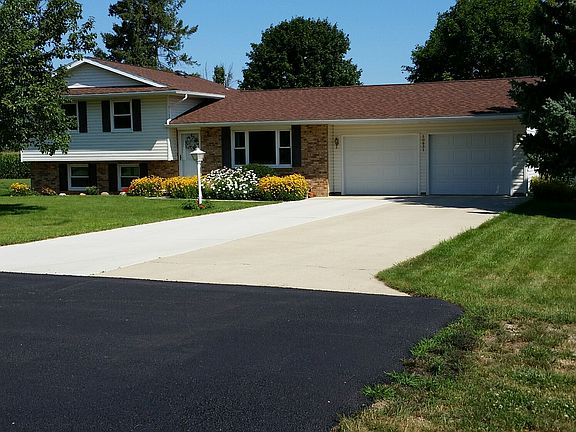 2nd image of 10631 Crestview Dr