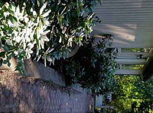 22 Smith St, Lincoln, RI 02865