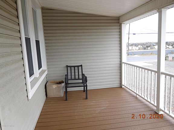 3rd image of 404 Ocean Ave