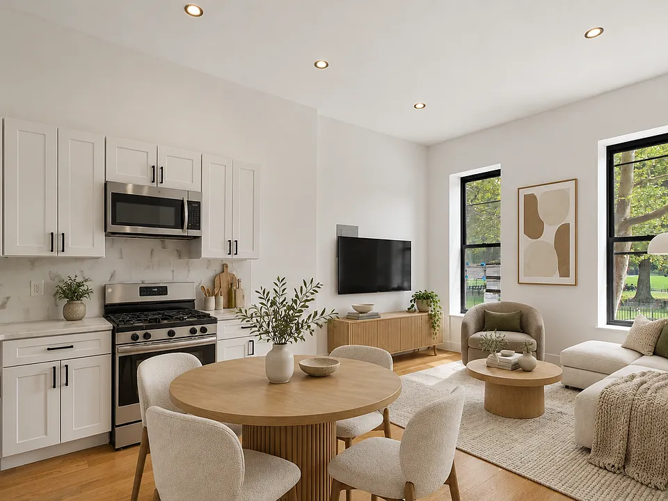 724 Marcy Ave #2