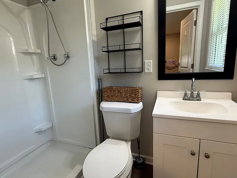4 Poinsetta Dr NE — Photo 10