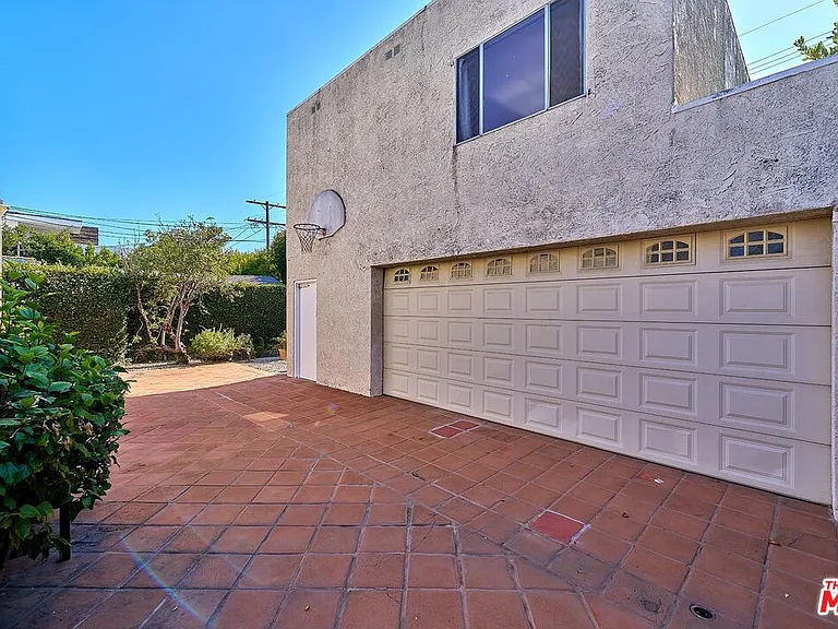 429 S Orange Dr — Photo 42