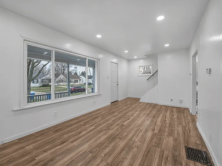 25439 New York Ave — Photo 22