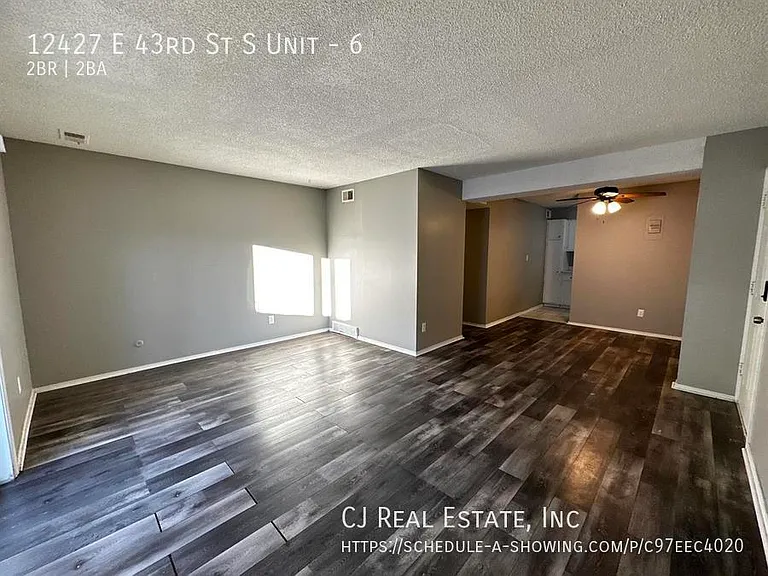 12427 E 43rd St S #6 — Photo 3