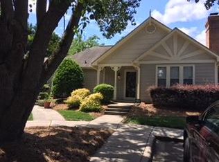 2731 Von Thuringer Ct, Charlotte, NC 28210