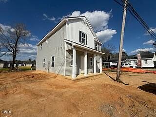 3rd image of 1492 Erwin Rd