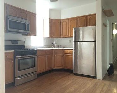 2nd image of 1811 Centre St APT 2R