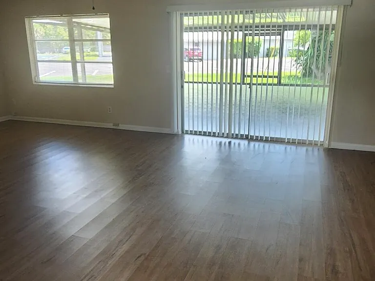 1003 Coronado Dr — Photo 6