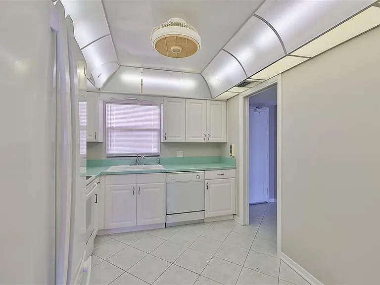 1270 Gulf Blvd #1706 — Photo 7