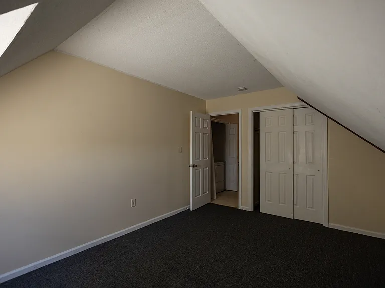 58 Woodley Ct #10 — Photo 36