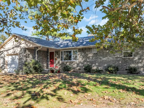106 Lakewood Dr, Davis, OK 73030