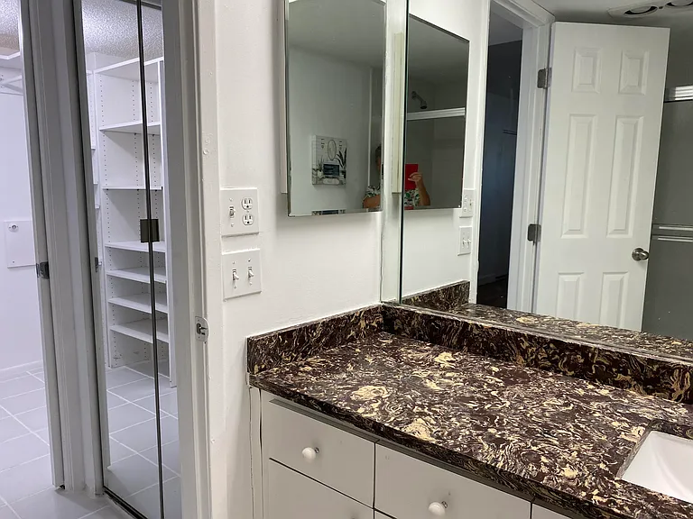 2751 S Palm Aire Dr #107 — Photo 17