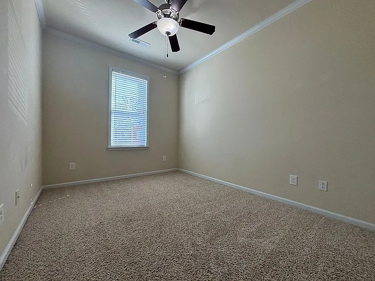116 Waterstone Ln — Photo 16