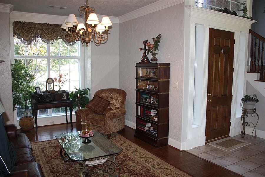 2nd image of 8170 Steeplechase Cir