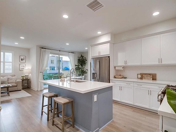 3rd image of 317 Brookside Way