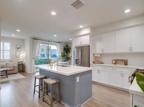 317 Brookside Way, Santee, CA 92071