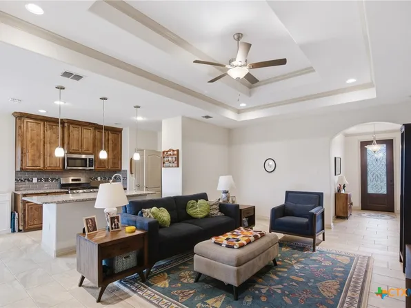 110 Alysheba Dr, Victoria, TX 77901