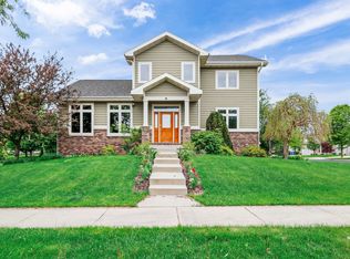 378 Wynnwood Dr, Verona, WI 53593