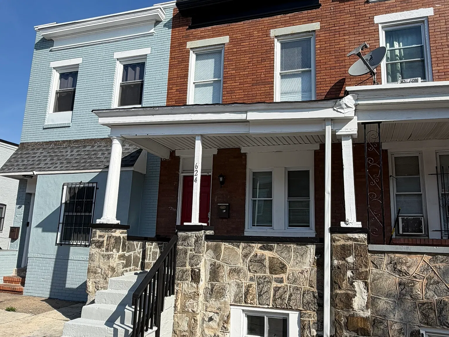3 bed, $2,195 — Photo 1