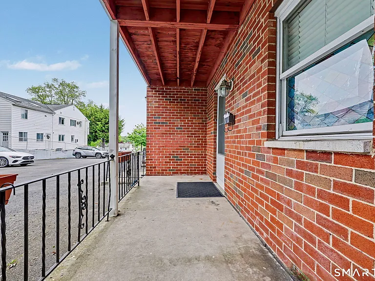 77 Webb Ave #8 — Photo 23