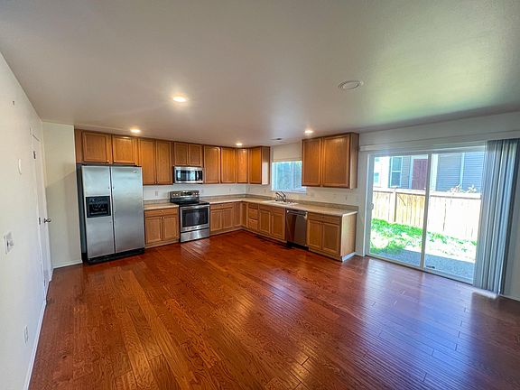 3rd image of 12898 SE 225th Ct
