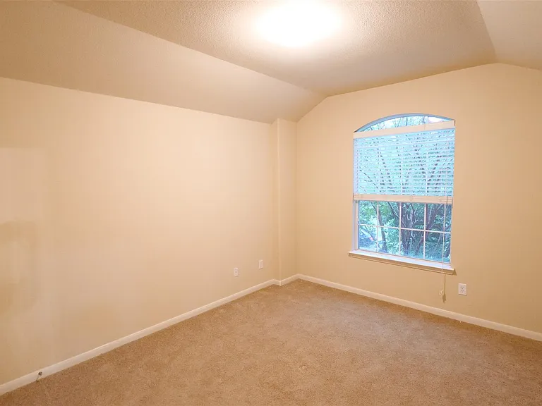 26427 Longview Creek Dr — Photo 27