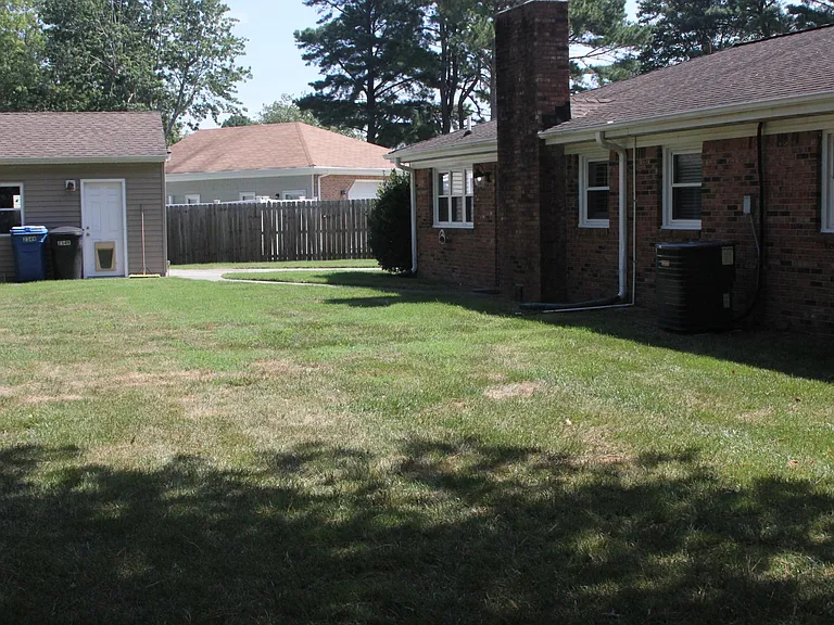 2349 Custom Cir — Photo 34