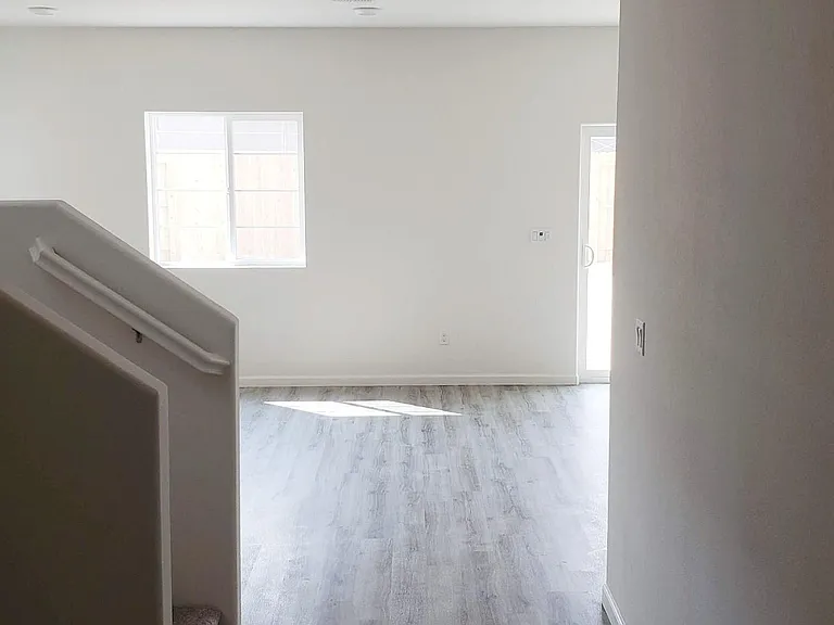 2230 Daylight Dr — Photo 5